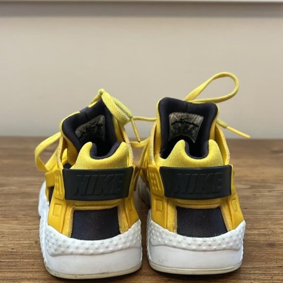Nike Huarache Run Youth Sneakers